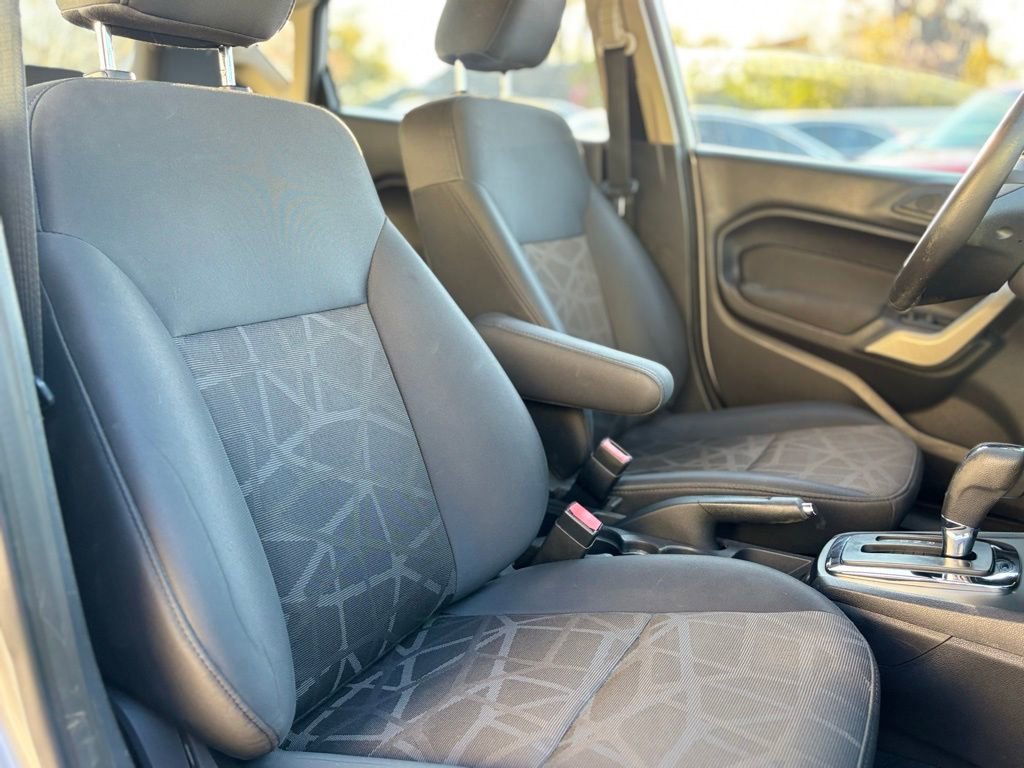 Used 2012 Ford Fiesta SES image 13