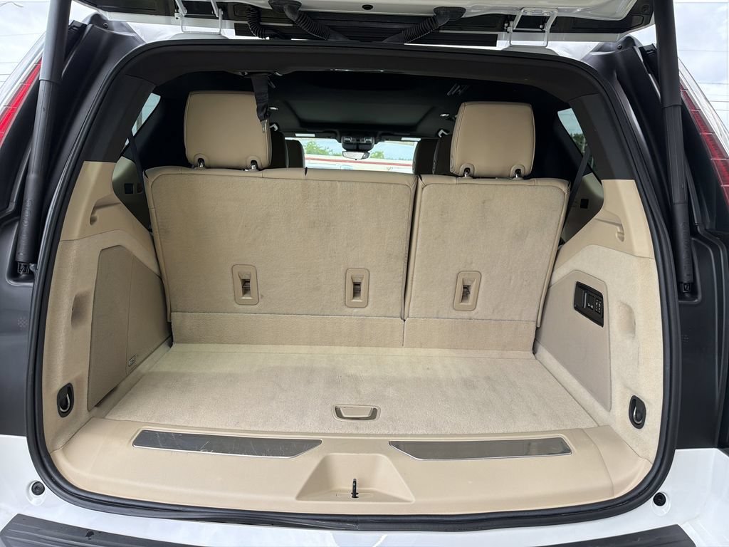 Certified 2023 Cadillac Escalade Premium Luxury RWD image 10