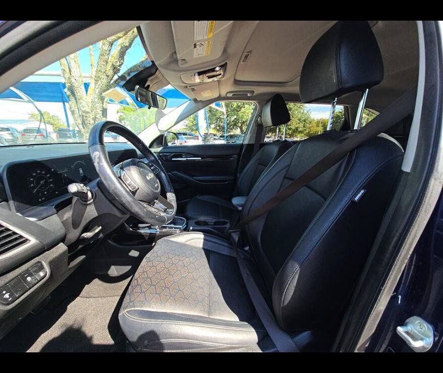 Used 2024 Kia Seltos EX AWD/4WD image 3