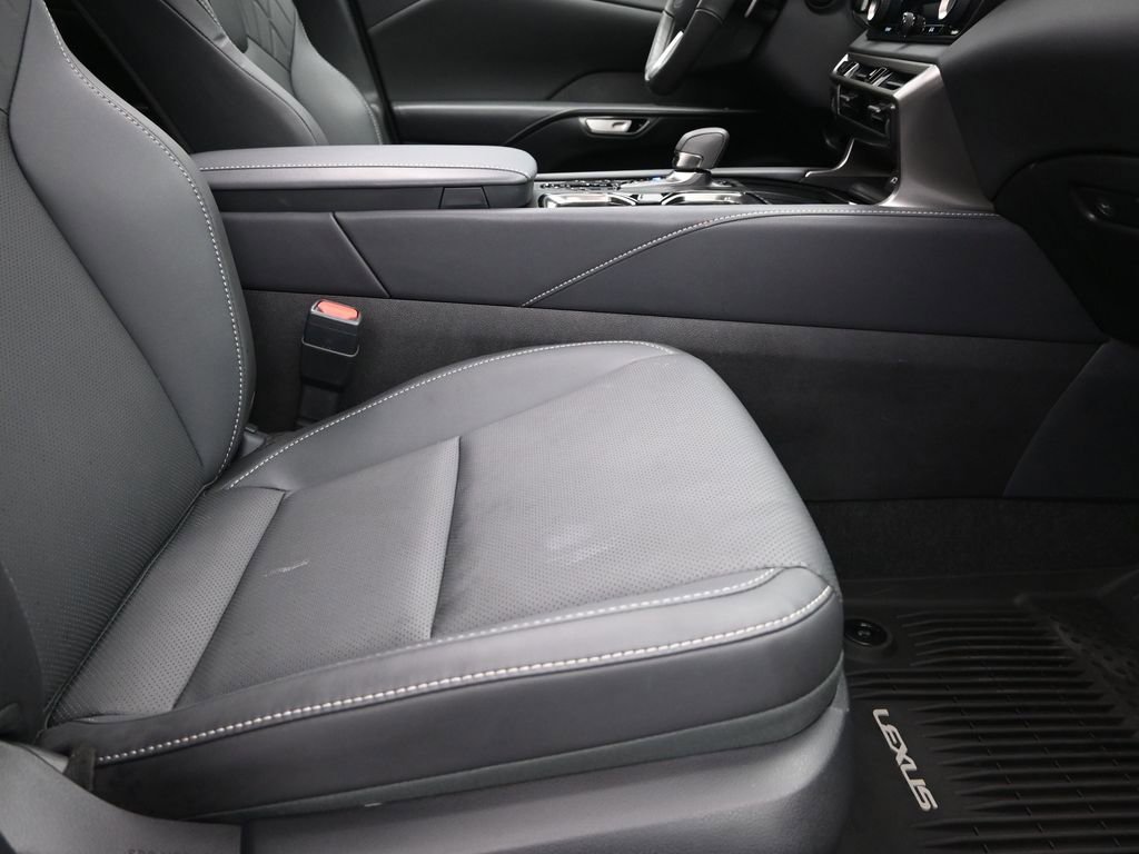 Certified 2025 Lexus RX 350 F Sport w/ Convenience Package image 25