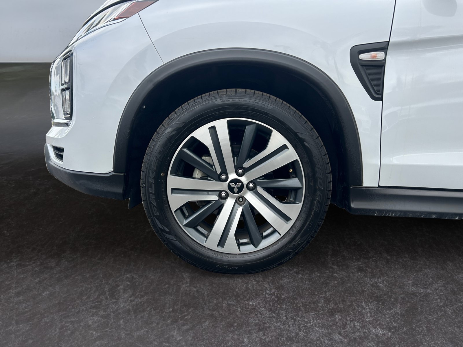 Used 2024 Mitsubishi Outlander Sport AWD image 14