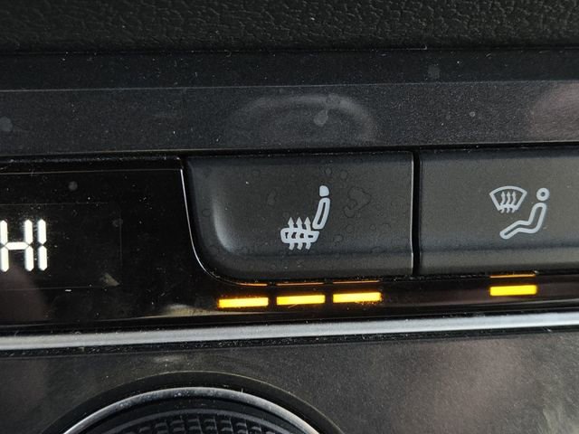 Used 2019 Volkswagen Tiguan S image 7