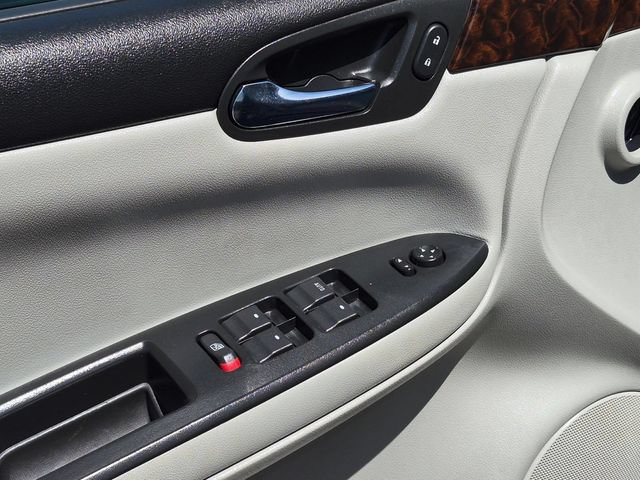 Used 2013 Chevrolet Impala LT FWD image 17