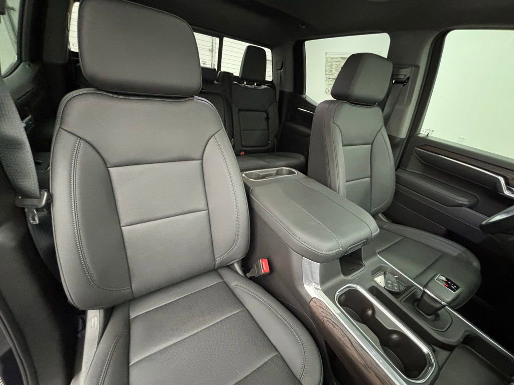 New 2025 GMC Sierra 1500 SLT w/ SLT Premium Plus Package image 39