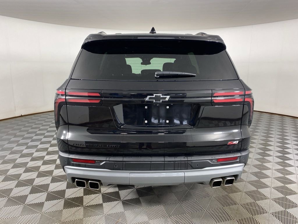 Used 2024 Chevrolet Traverse Z71 AWD/4WD image 8