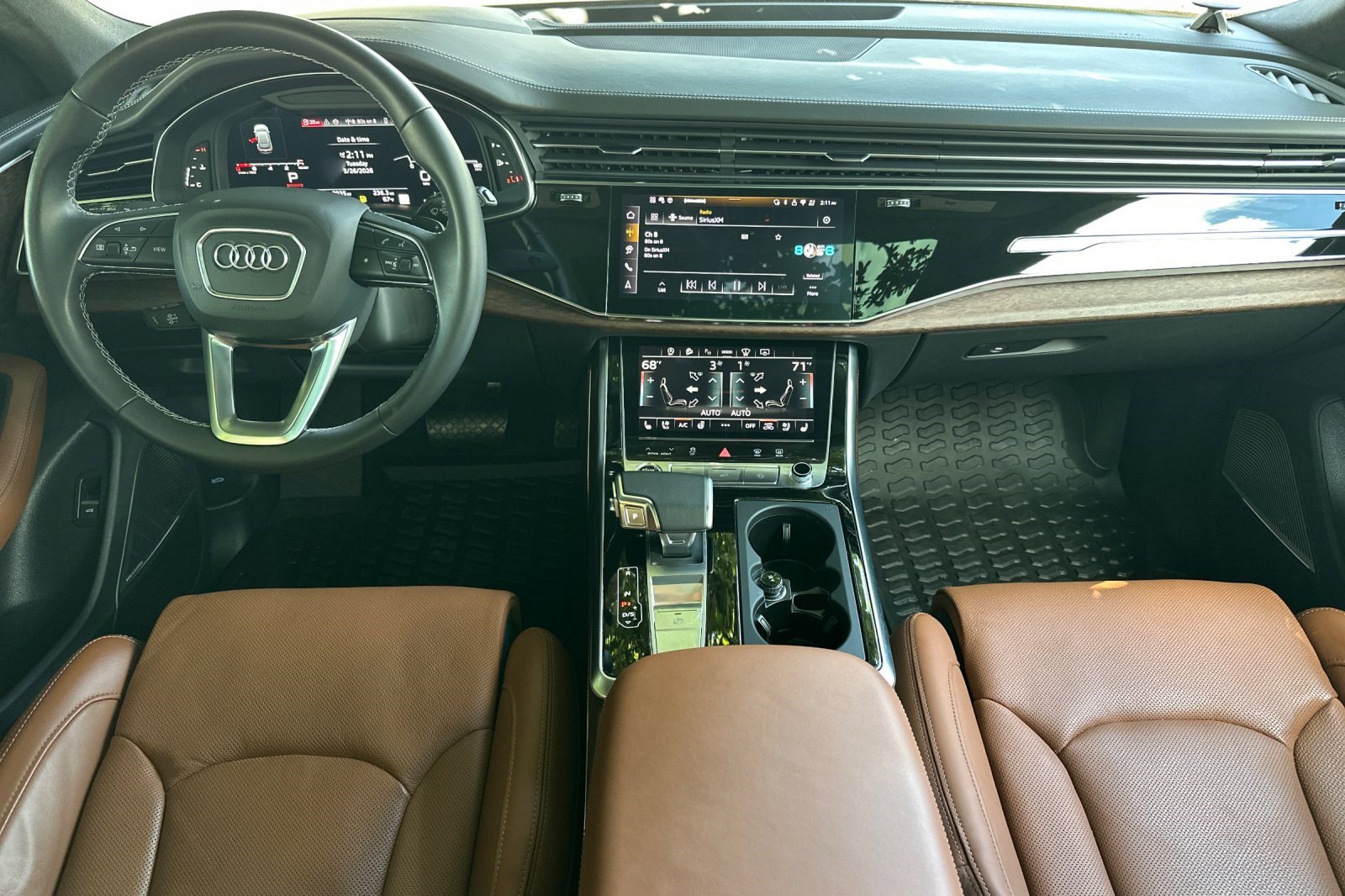 Used 2025 Audi Q8 Prestige AWD/4WD image 17