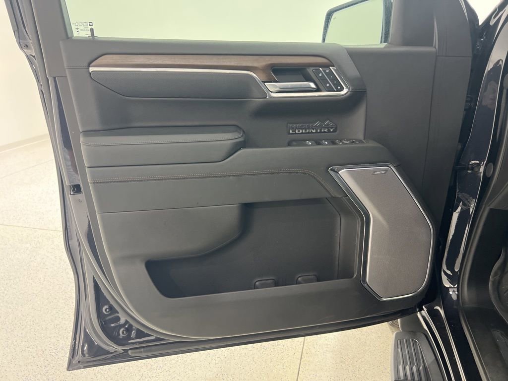 Used 2023 Chevrolet Silverado 1500 High Country w/ High Country Premium Package image 21