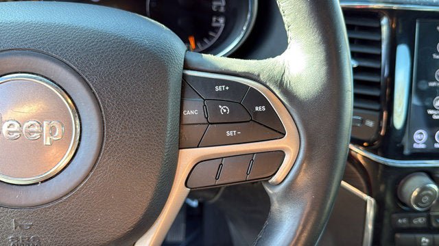 Used 2019 Jeep Grand Cherokee Limited AWD/4WD image 17