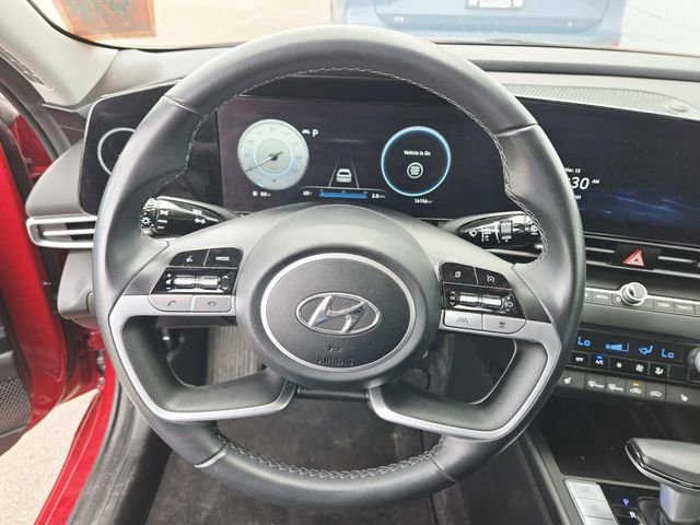 Used 2023 Hyundai Elantra SEL w/ Convenience Package image 14