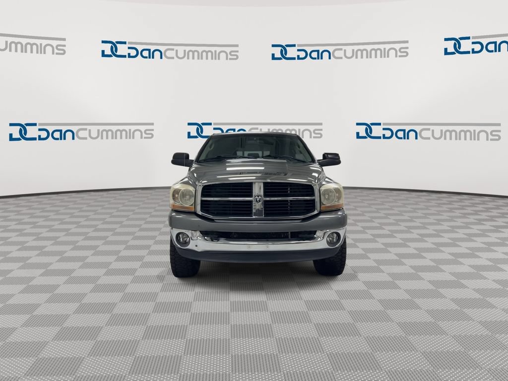 Used 2006 Dodge Ram 3500 Truck SLT w/ Protection Group AWD/4WD image 3