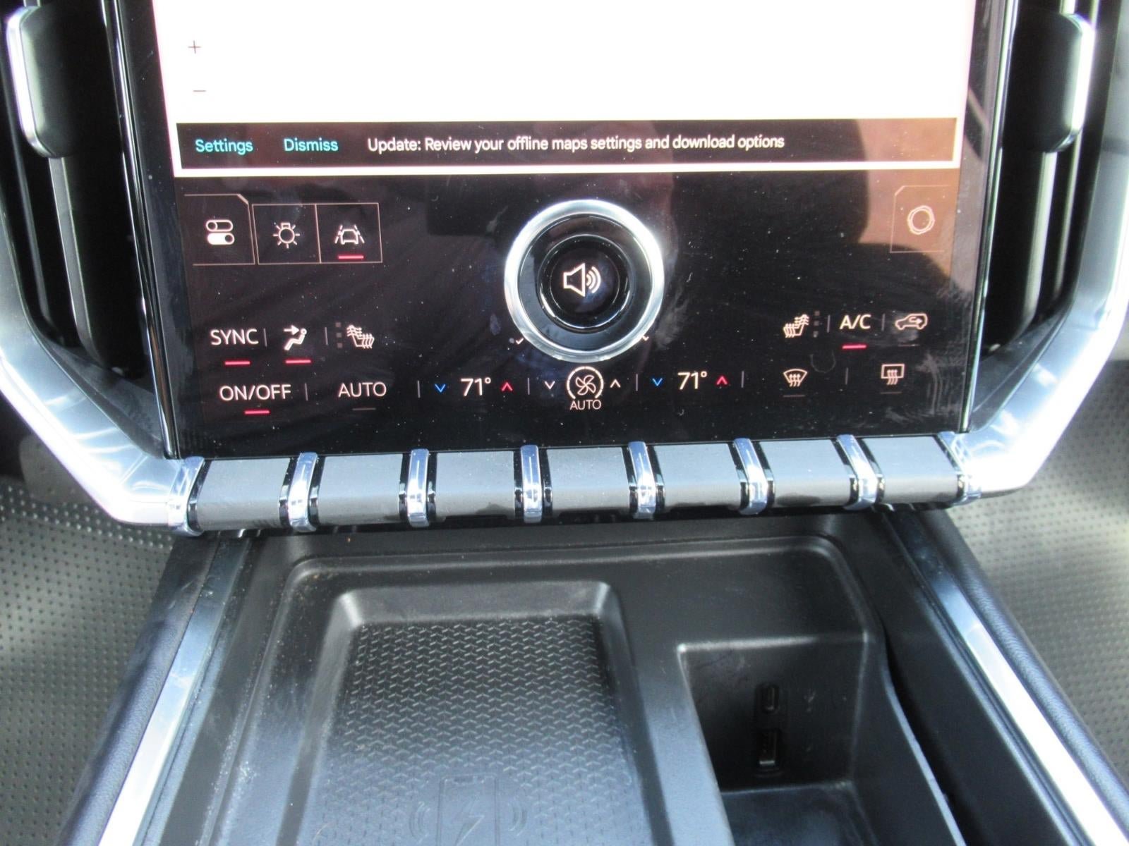 Used 2025 GMC Acadia Elevation FWD image 29