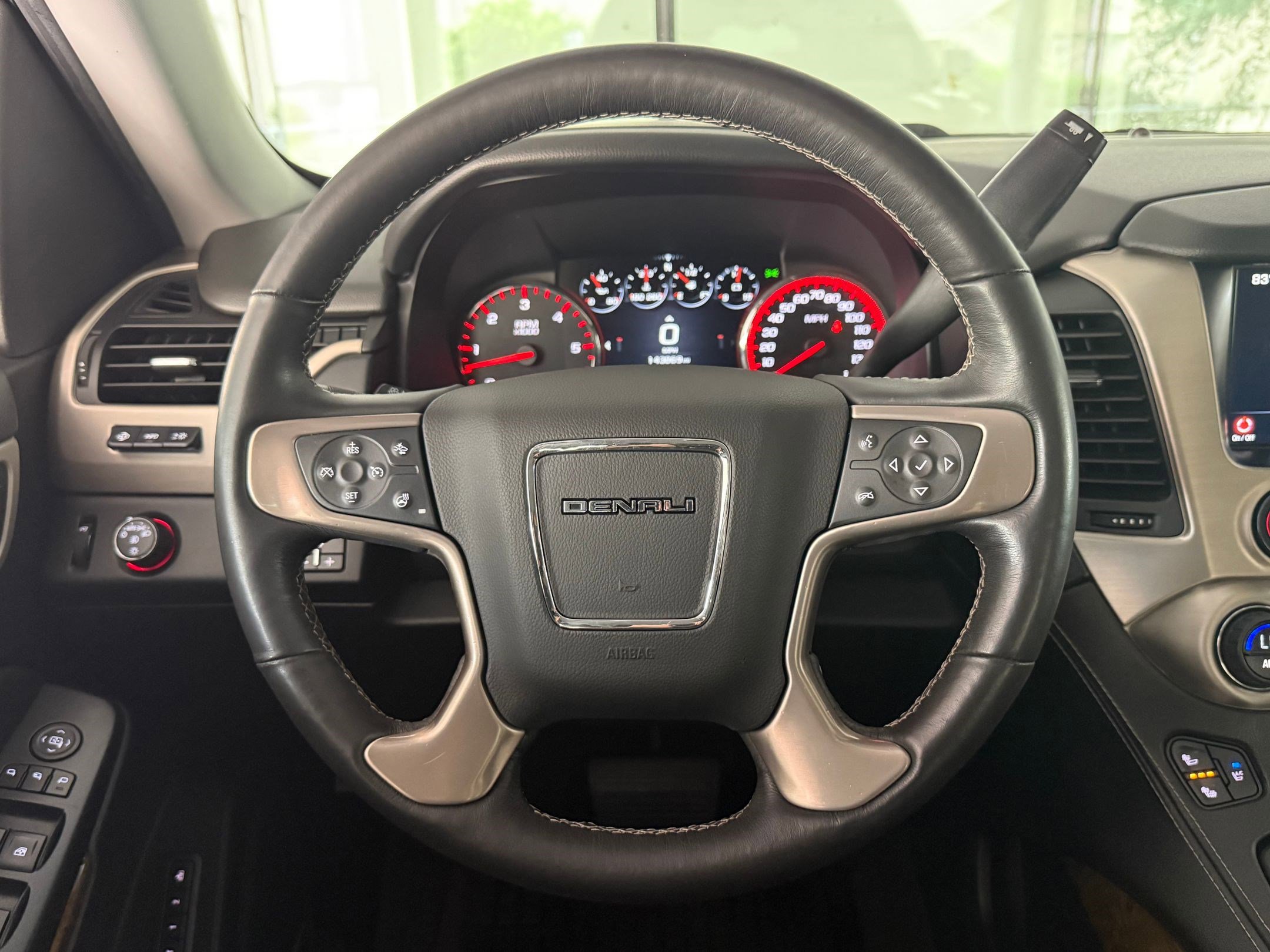 Used 2016 GMC Yukon Denali w/ Open Road Package image 13