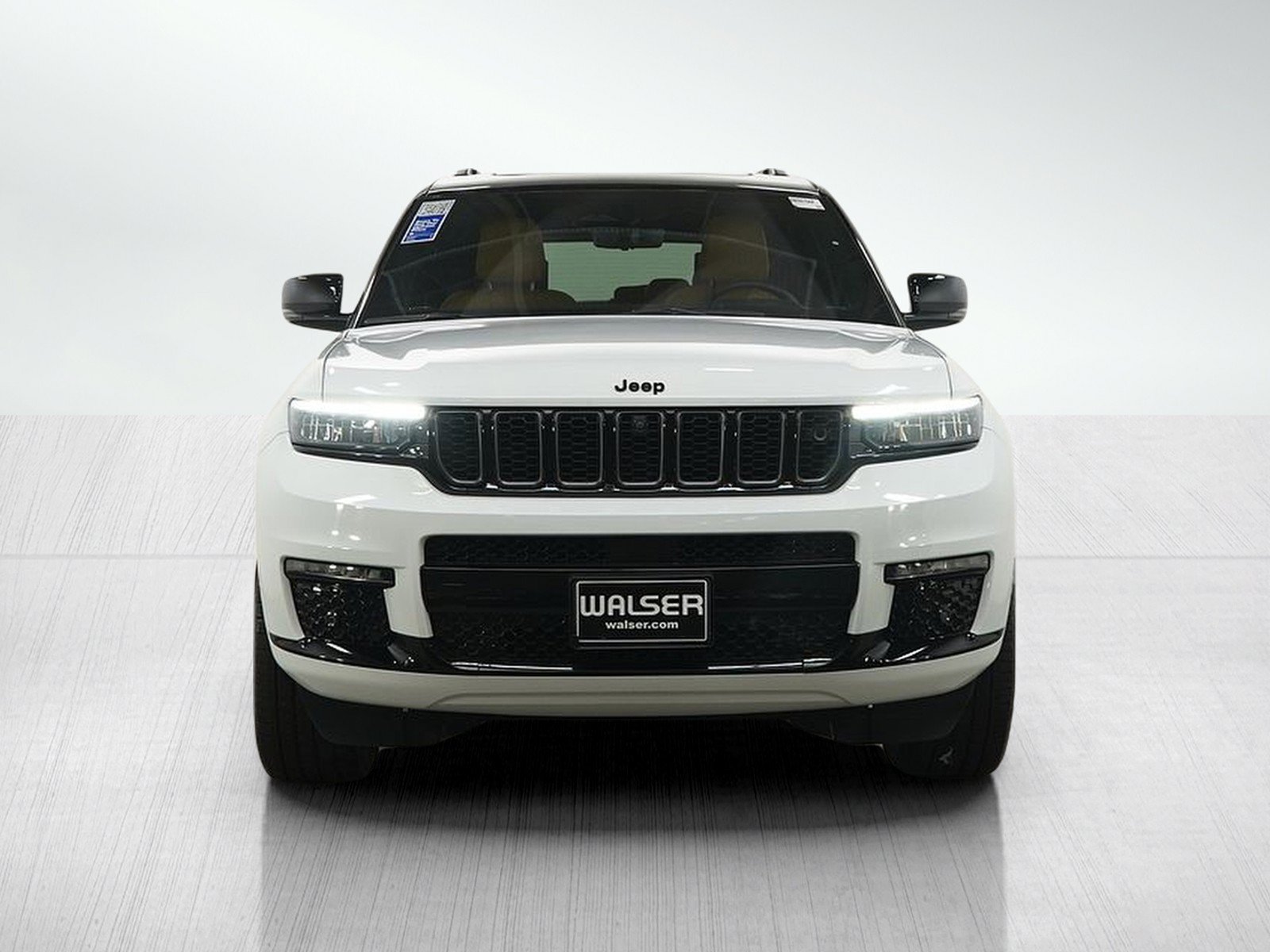 Used 2025 Jeep Grand Cherokee L Summit AWD/4WD image 8