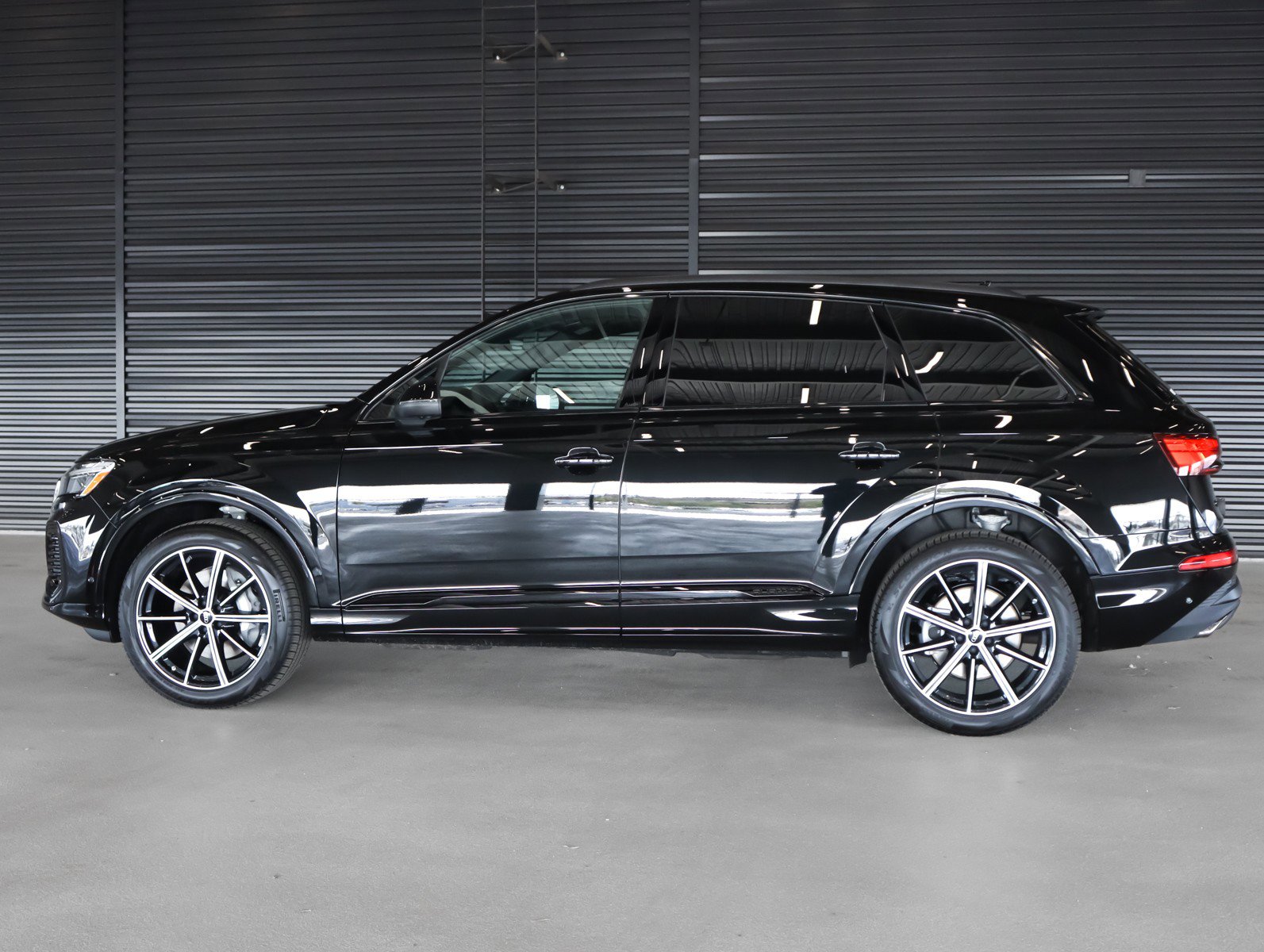 New 2026 Audi Q7 2.0T Premium Plus image 14
