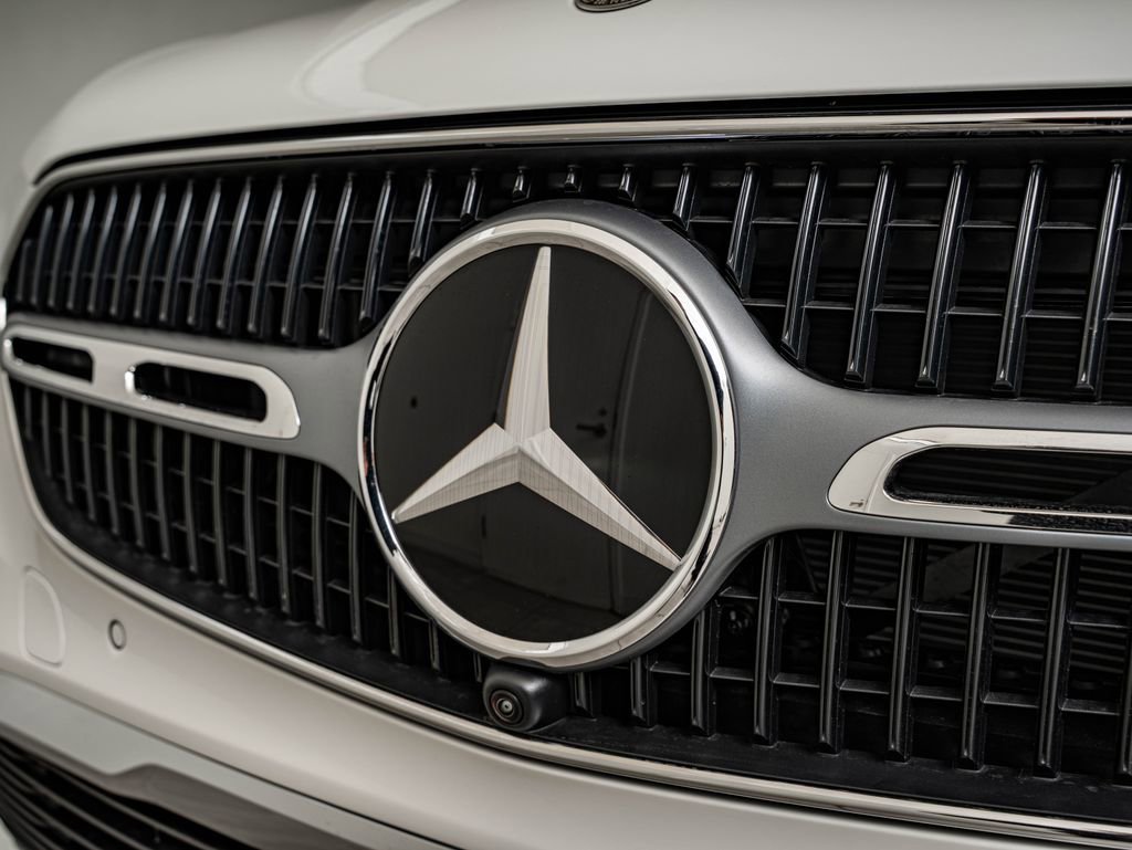 New 2026 Mercedes-Benz GLC 300 4MATIC image 13