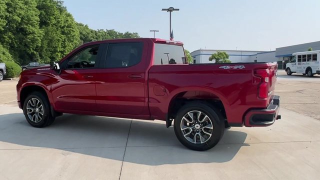 Used 2023 Chevrolet Silverado 1500 RST AWD/4WD image 7