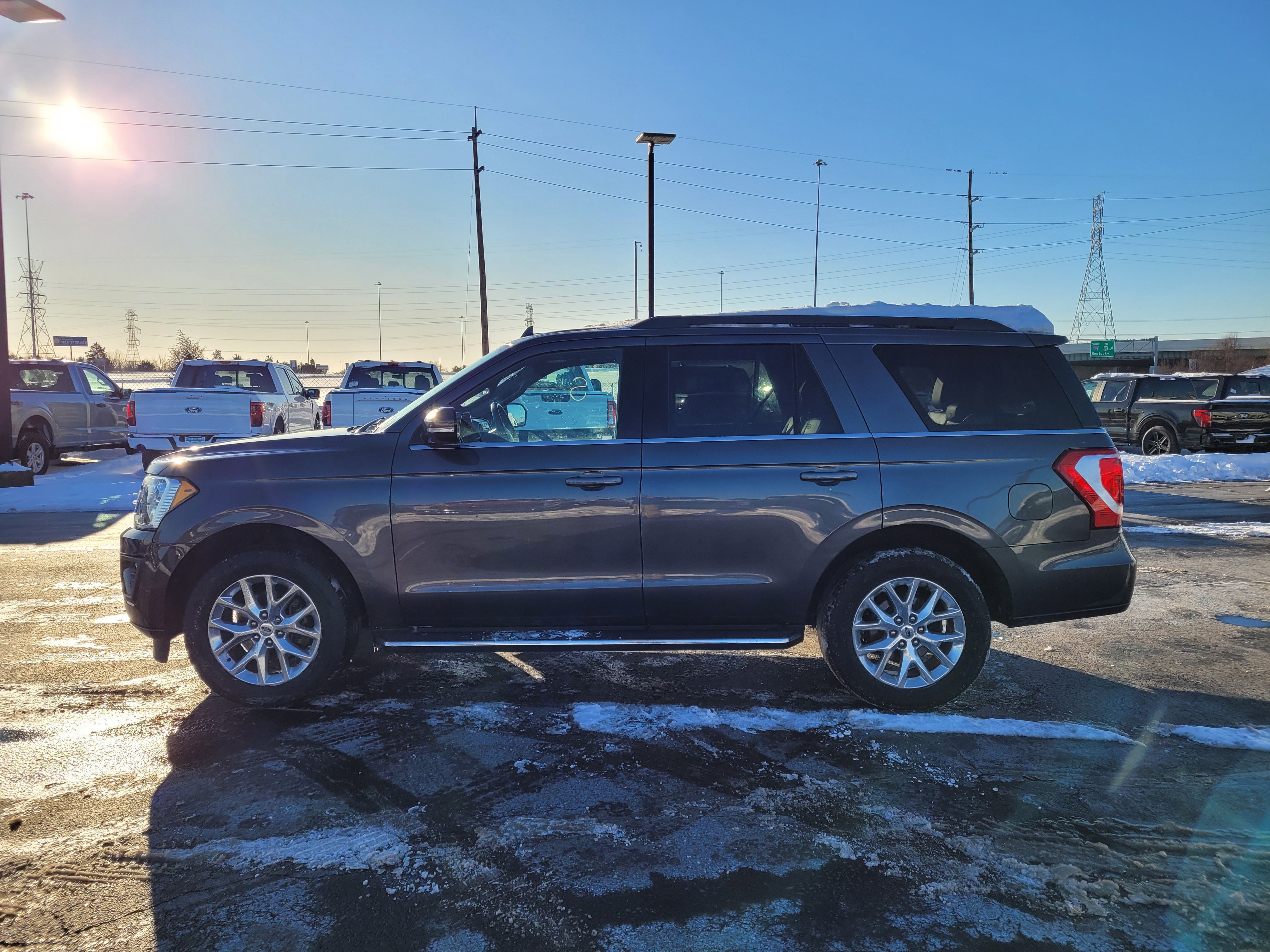 Used 2020 Ford Expedition XLT w/ Equipment Group 202A image 7