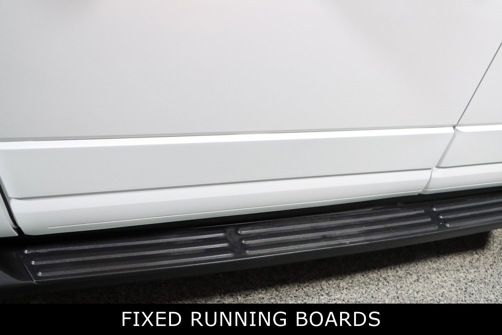 Used 2017 Ford Expedition XLT image 12