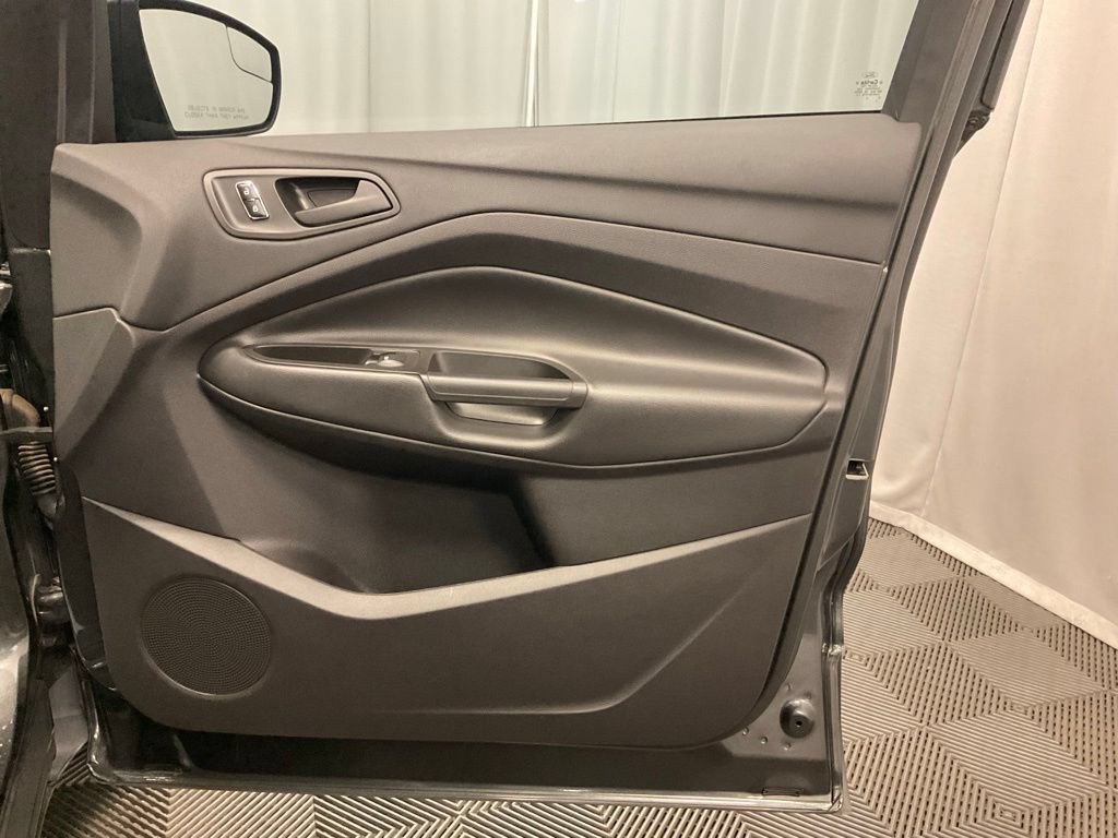 Used 2016 Ford Escape S FWD image 28