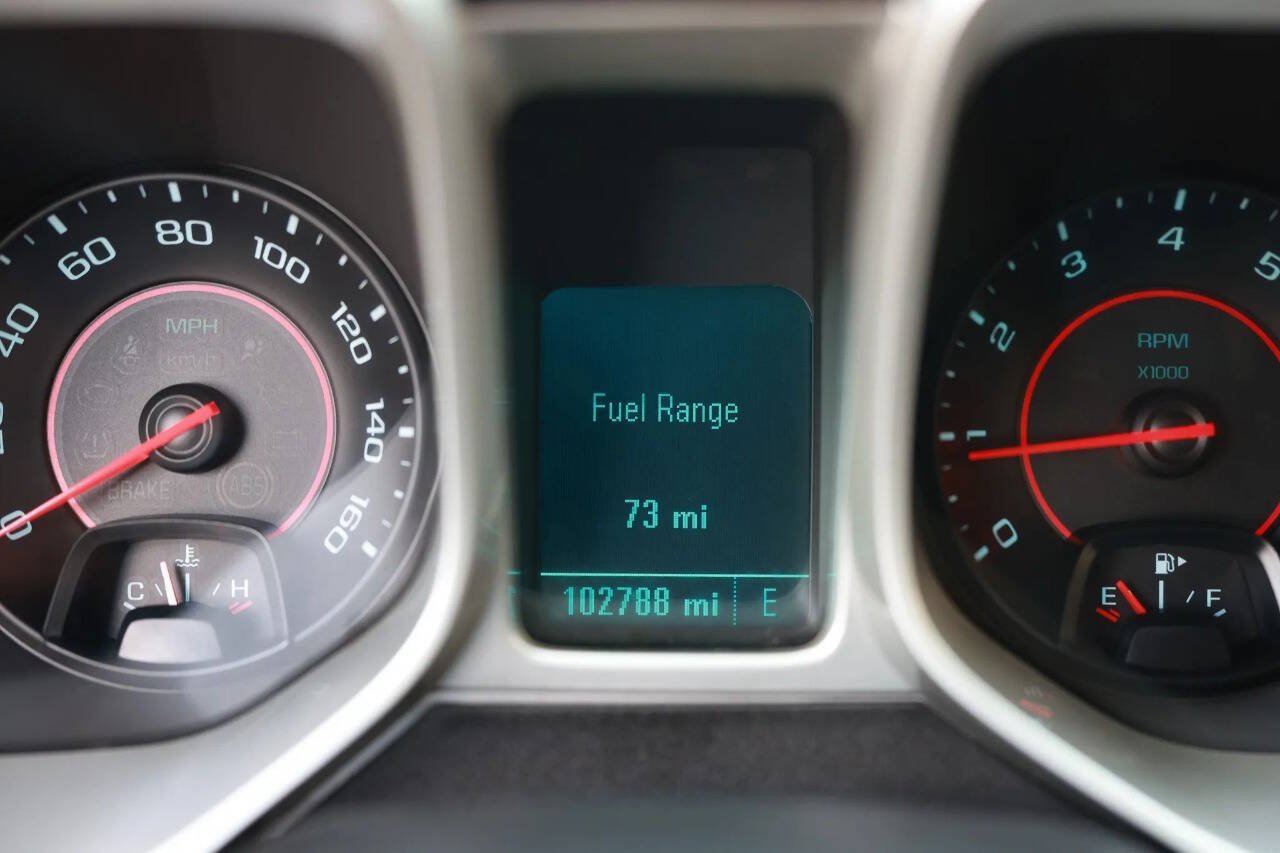 Used 2014 Chevrolet Camaro LS RWD image 19