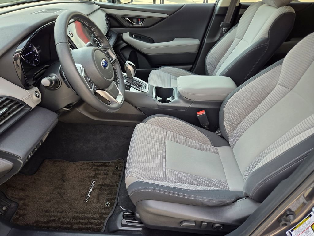 Used 2022 Subaru Outback Premium AWD/4WD image 17