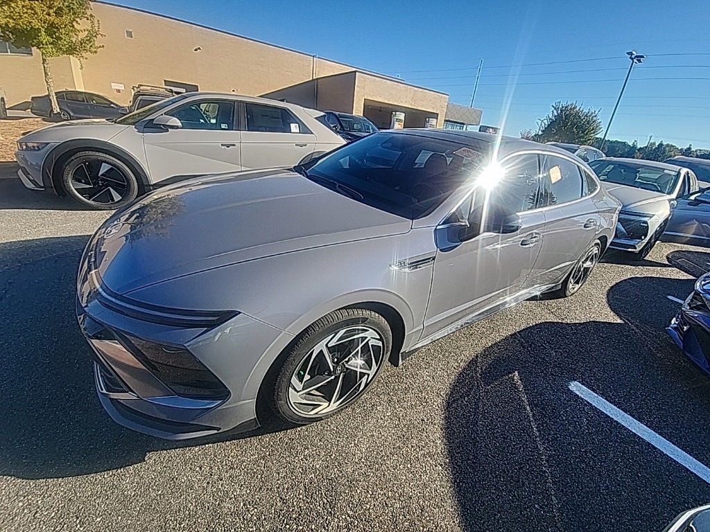 Used 2024 Hyundai Sonata SEL w/ Convenience Package