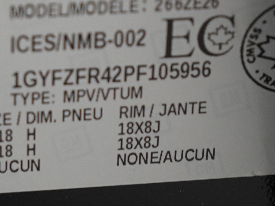 Used 2023 Cadillac XT4 Sport w/ Sun And Sound Package image 31