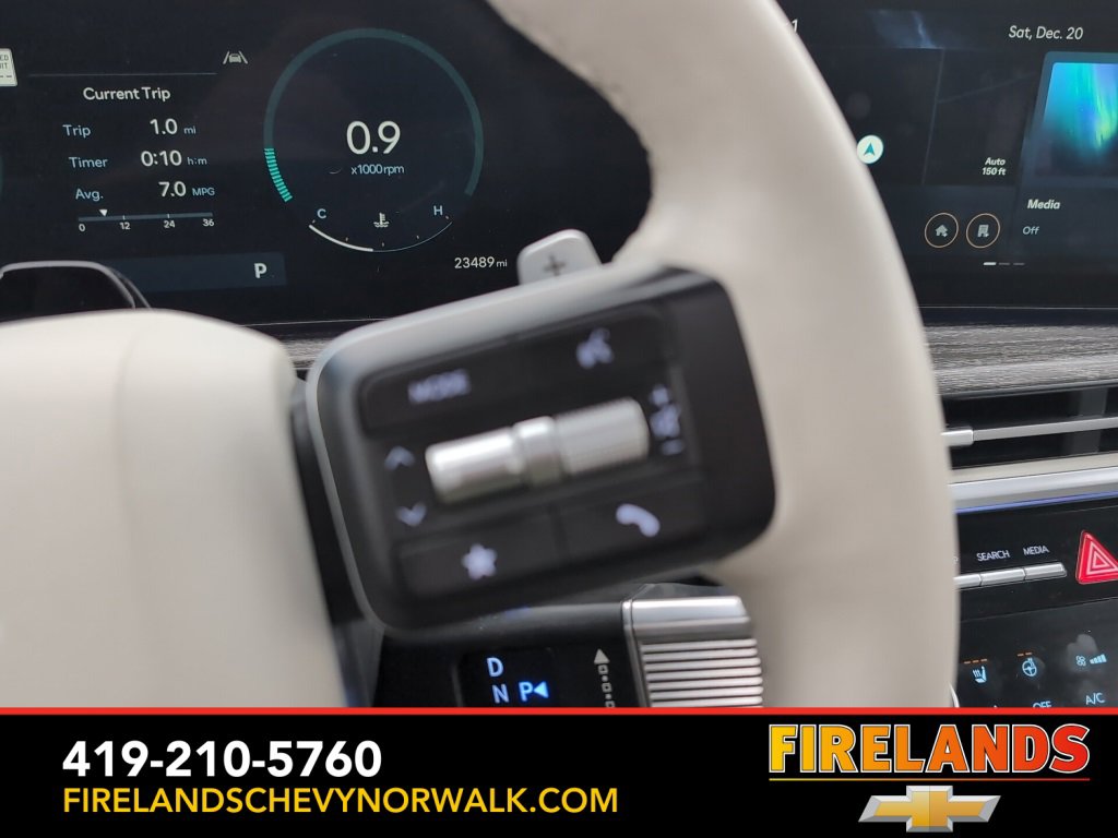 Used 2024 Hyundai Santa Fe Limited image 26