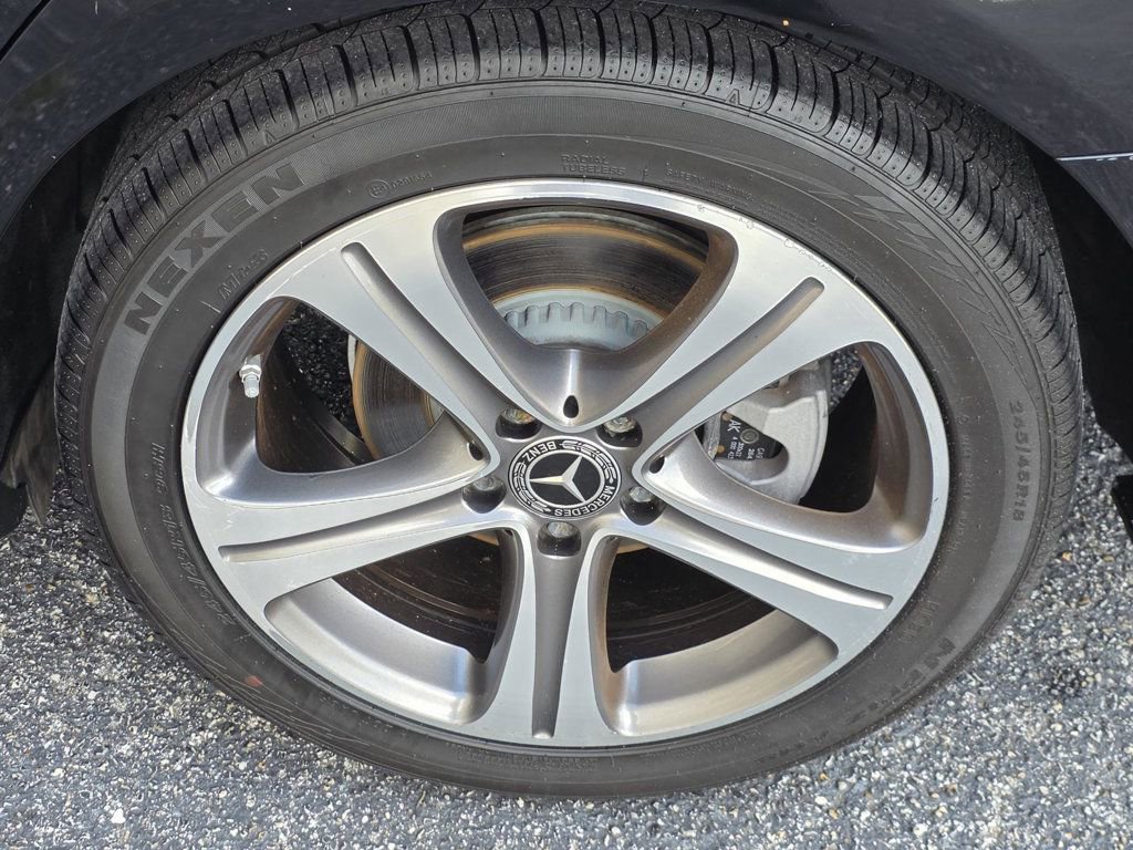 Used 2018 Mercedes-Benz E 300 w/ Premium 1 Package image 36