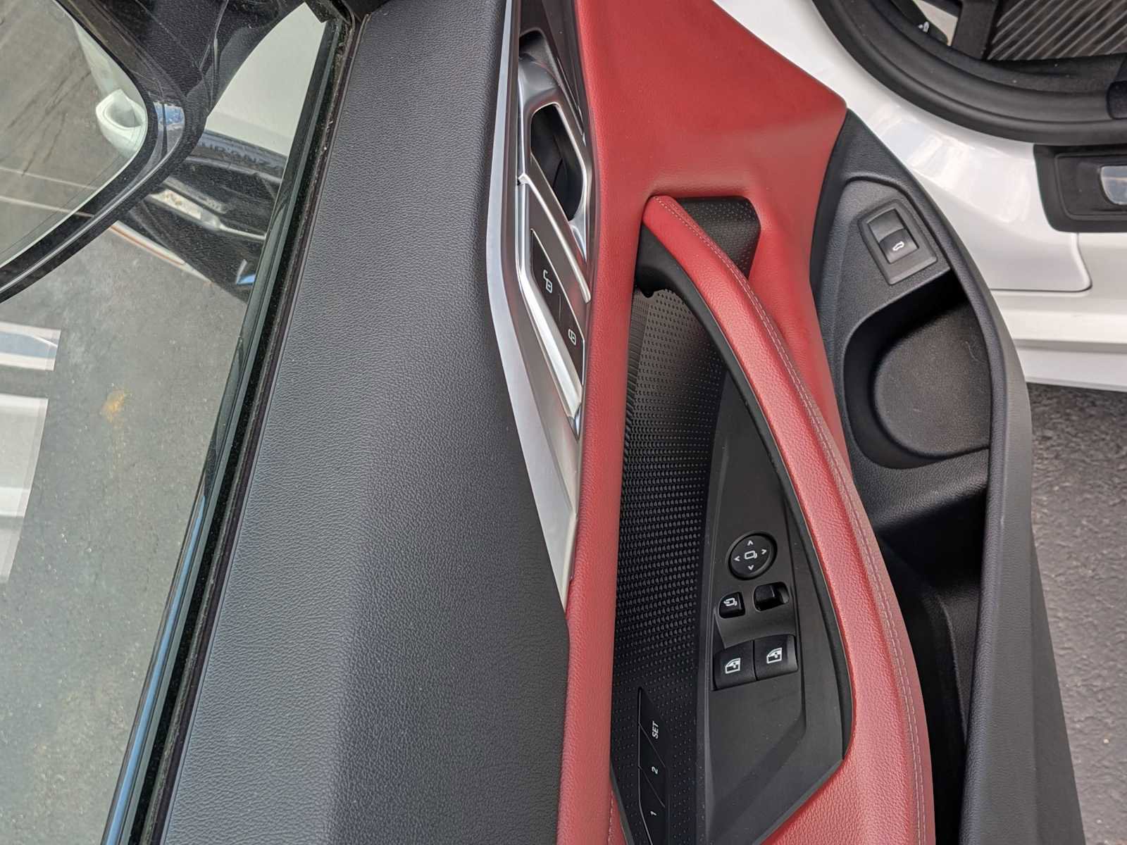 Used 2023 BMW 430i xDrive Coupe w/ M Sport Package image 8