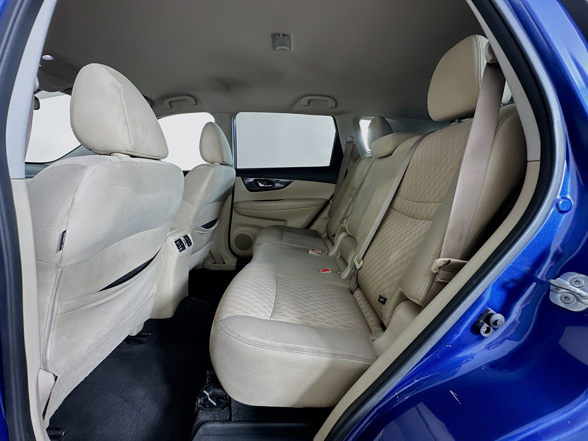 Used 2020 Nissan Rogue SV FWD image 26
