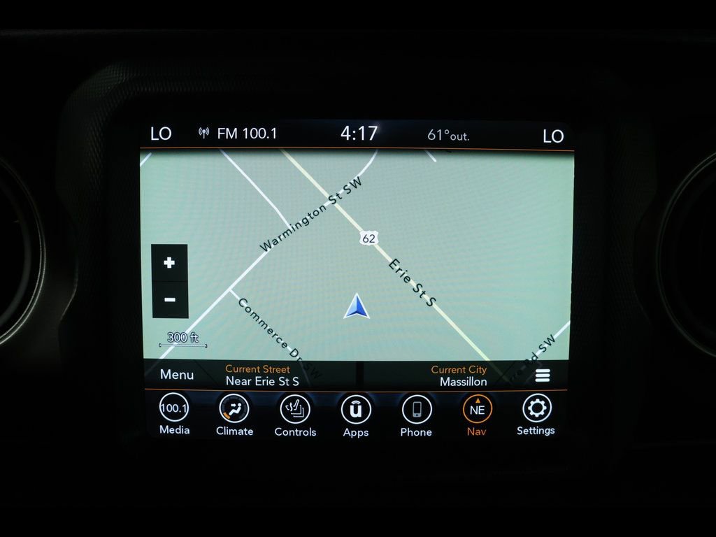 Used 2023 Jeep Gladiator Sport AWD/4WD image 21