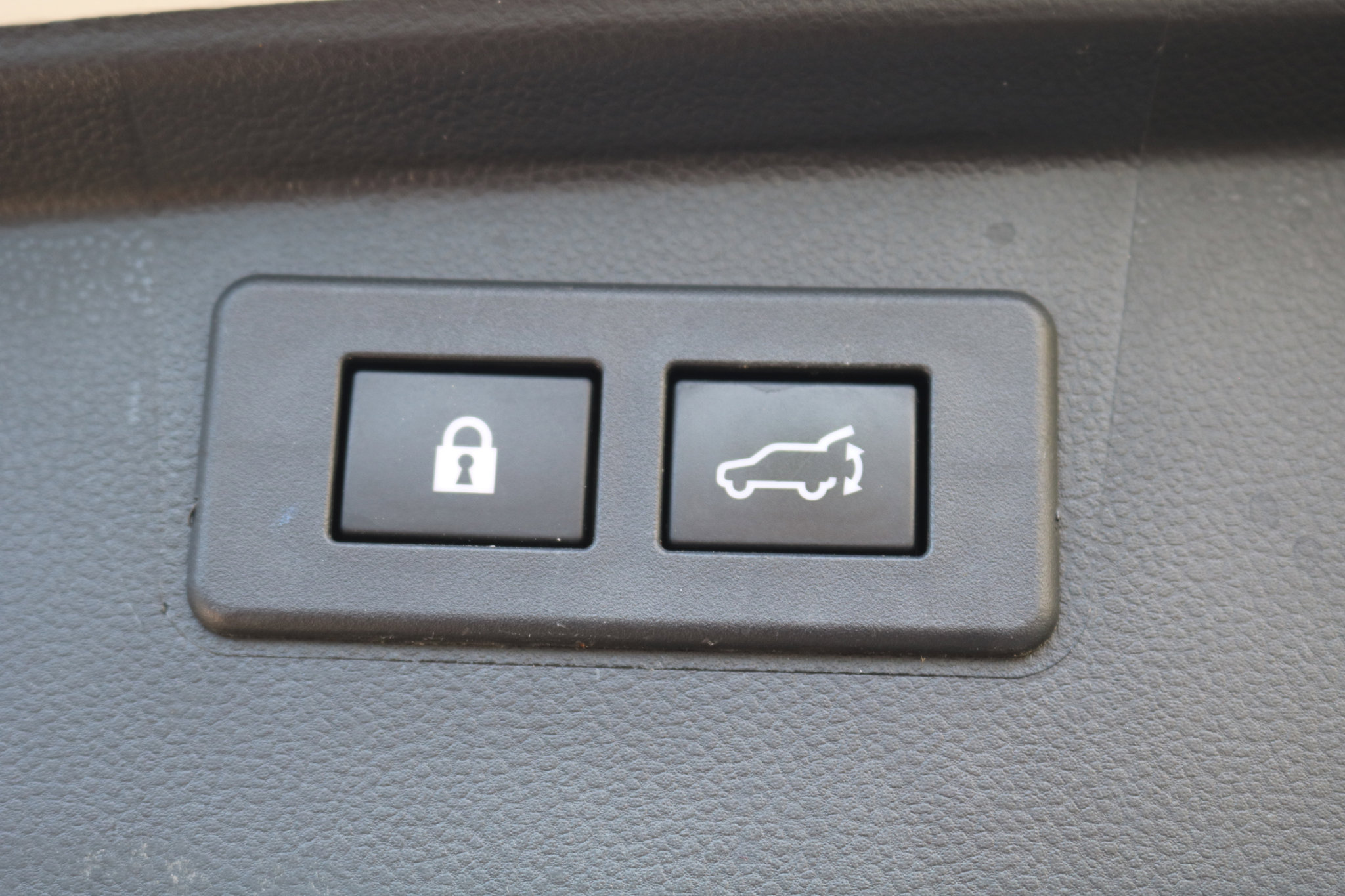 Used 2020 Subaru Outback Limited image 41