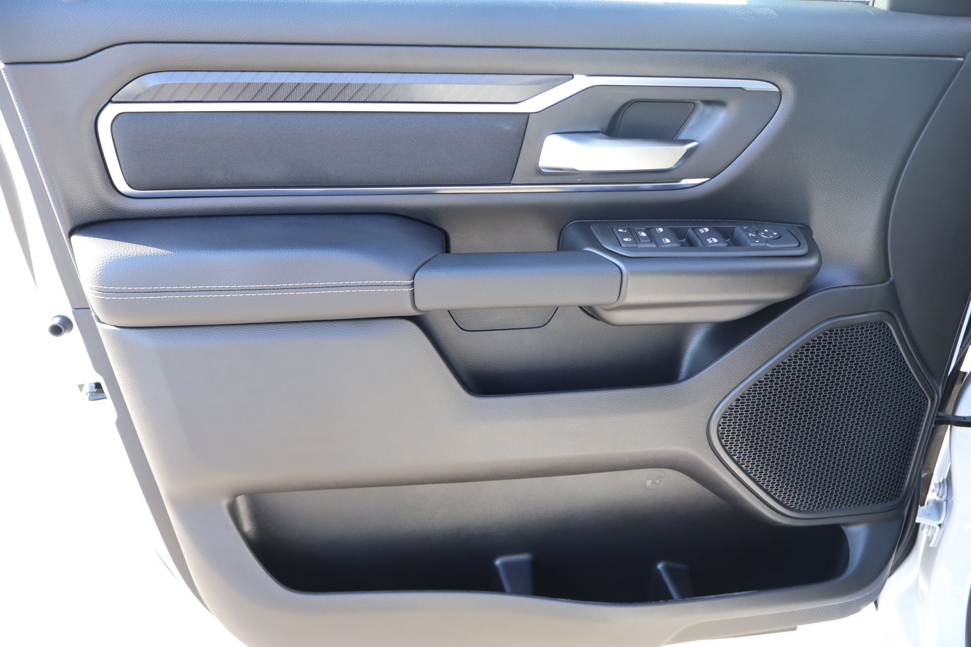 New 2026 RAM 1500 Big Horn AWD/4WD image 17