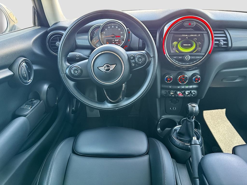 Used 2017 MINI Cooper 2-Door Hardtop image 26