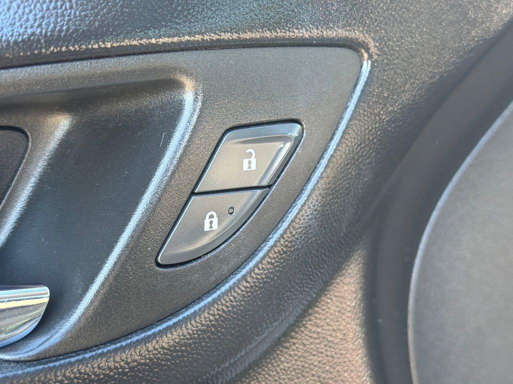 Used 2019 Chevrolet Equinox LT image 22