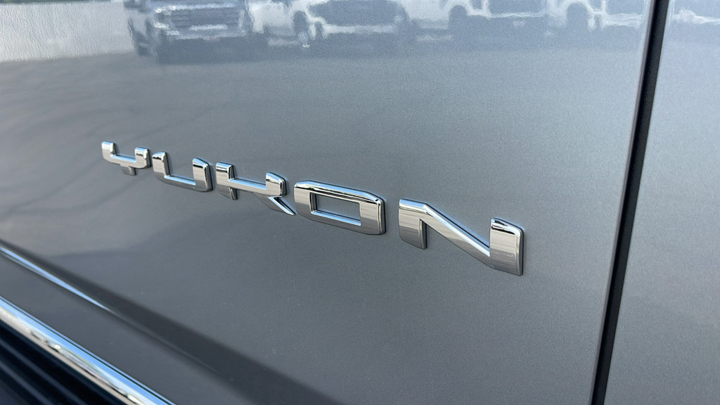 New 2026 GMC Yukon Elevation w/ Elevation Premium Package AWD/4WD image 11
