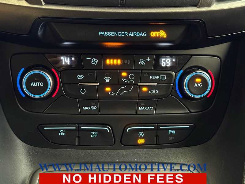 Used 2021 Ford Transit Connect XLT FWD image 37