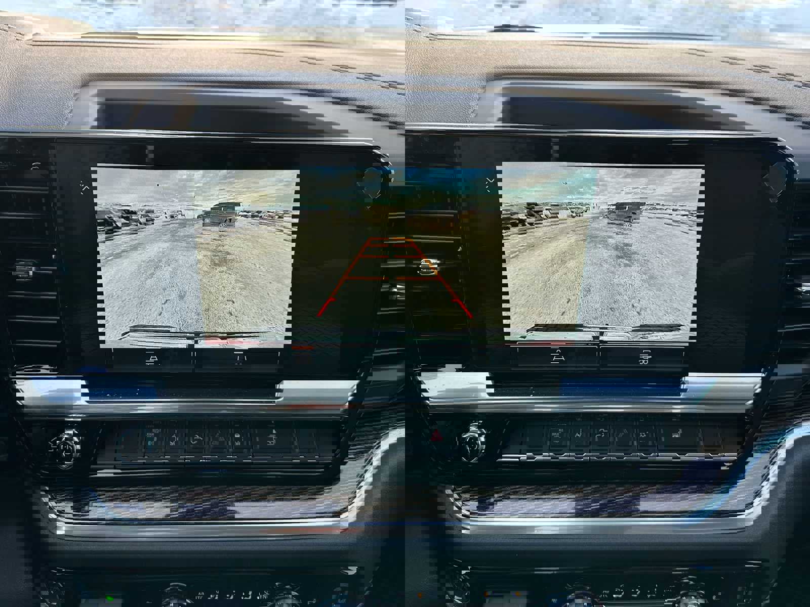 New 2026 GMC Sierra 2500 SLE image 28