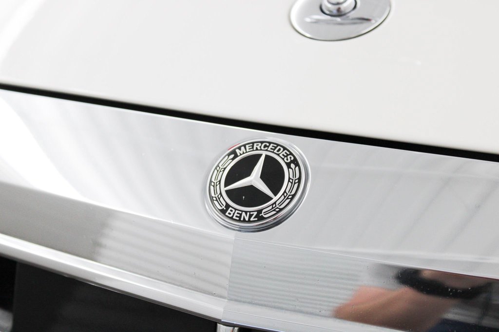 Used 2017 Mercedes-Benz S 550 Sedan image 48