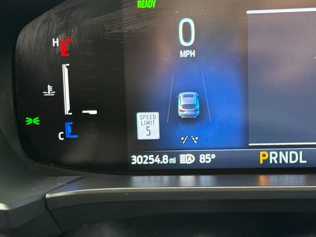 Used 2025 Ford Escape SE FWD image 35