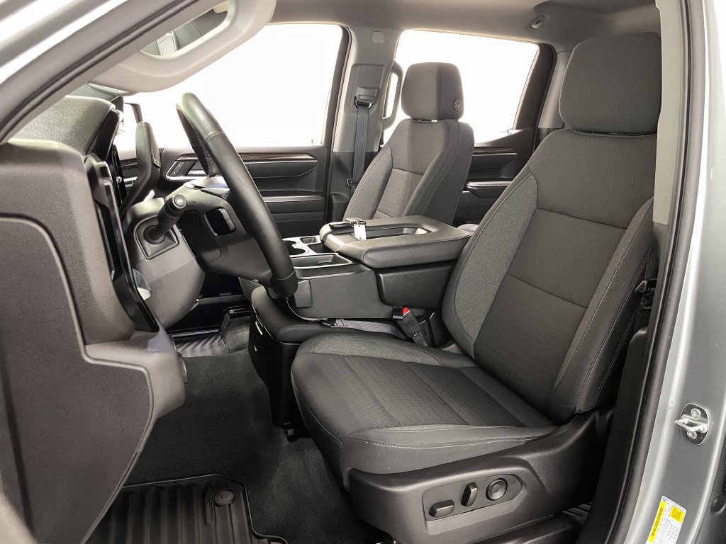 Certified 2025 Chevrolet Silverado 1500 LT AWD/4WD image 23