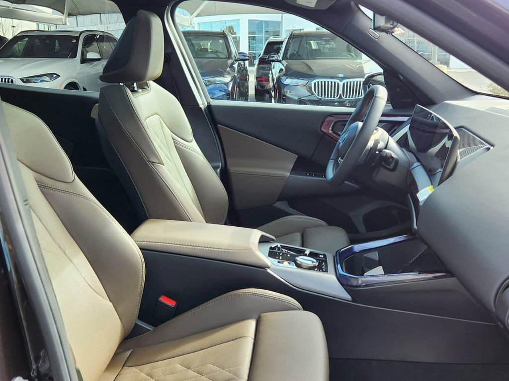 Certified 2025 BMW X3 xDrive30i w/ Convenience Package image 17