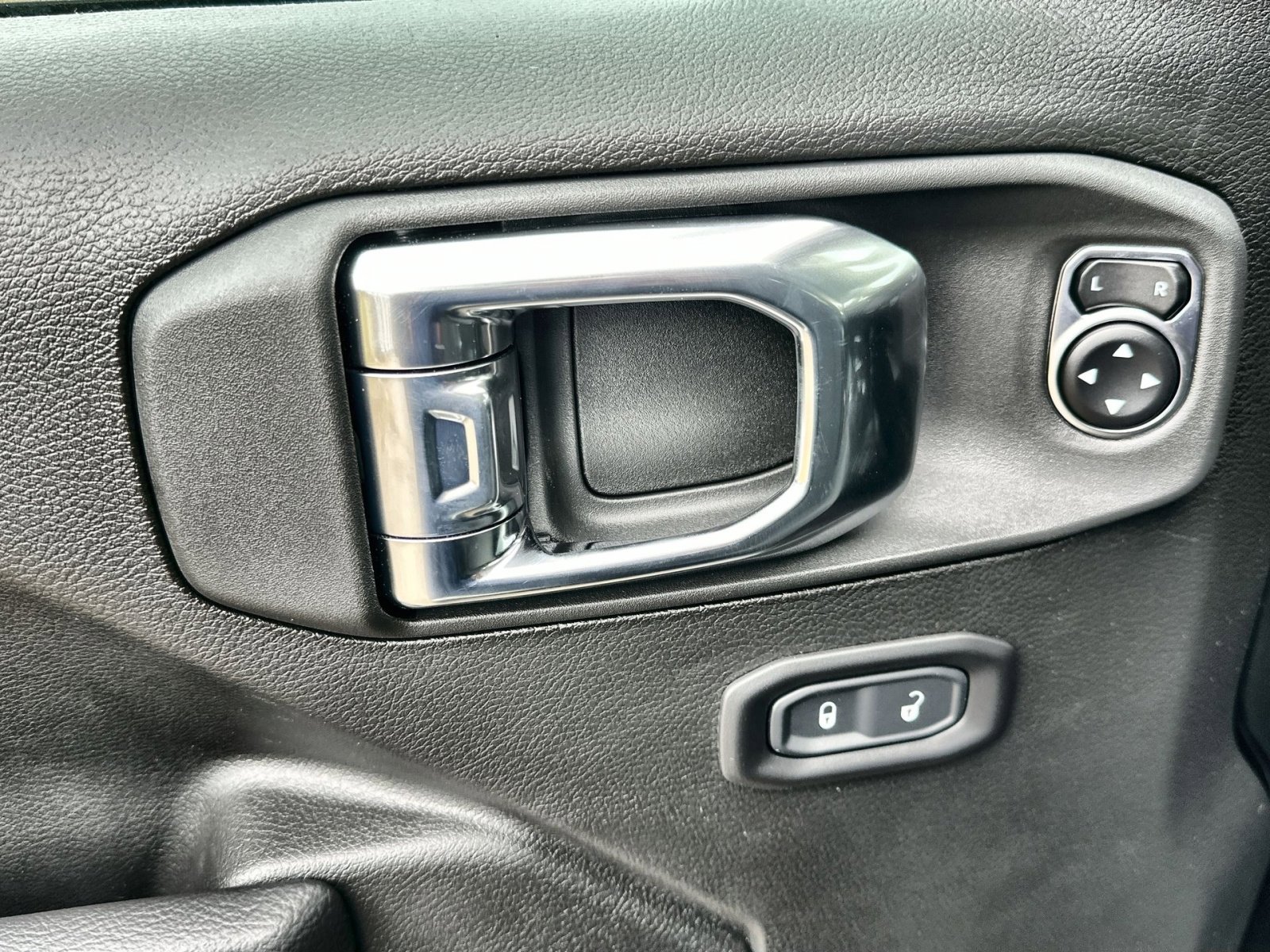 New 2025 Jeep Wrangler Sport image 15