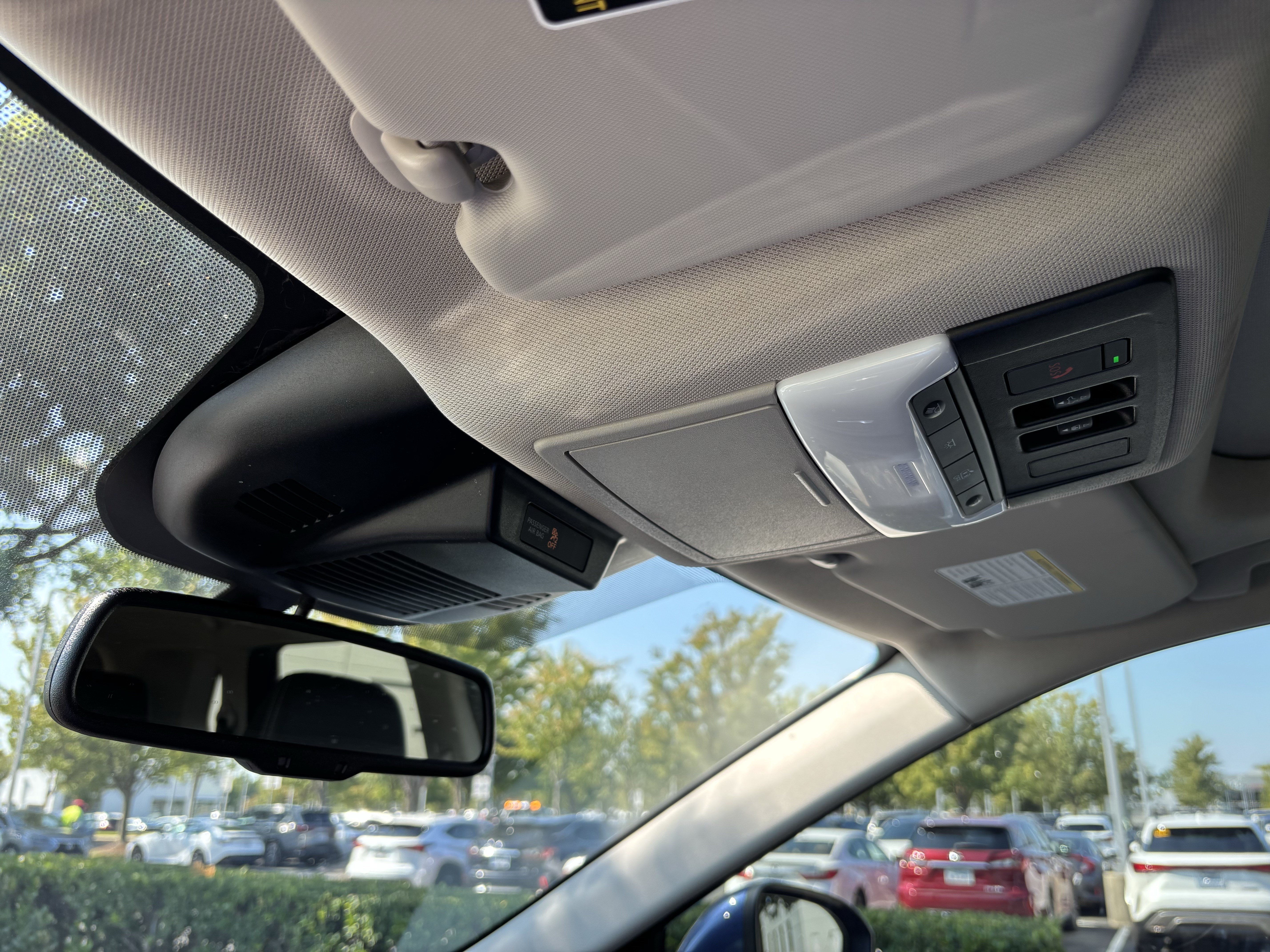 Used 2023 Nissan Rogue SL FWD image 29