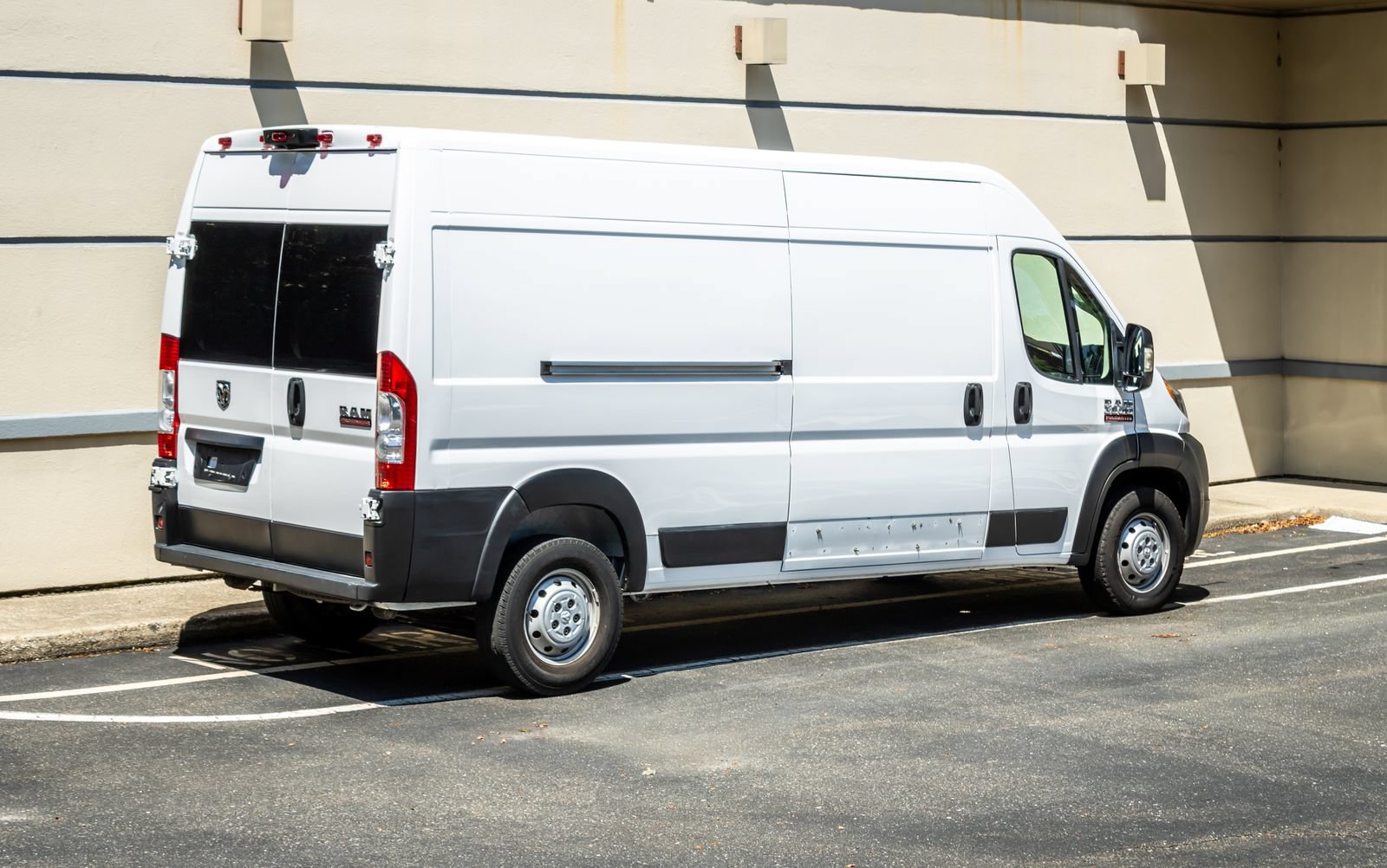 Used 2022 RAM ProMaster 2500 FWD image 8
