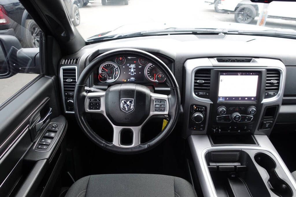 Used 2023 RAM 1500 Warlock AWD/4WD image 37