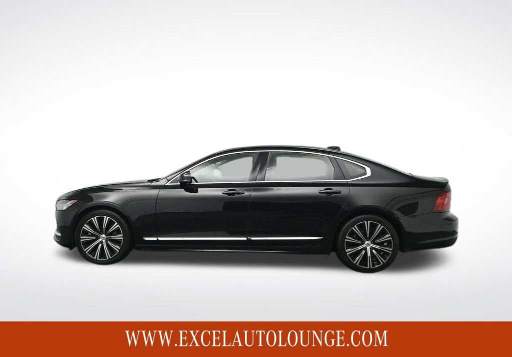 Used 2023 Volvo S90 B6 Plus image 3