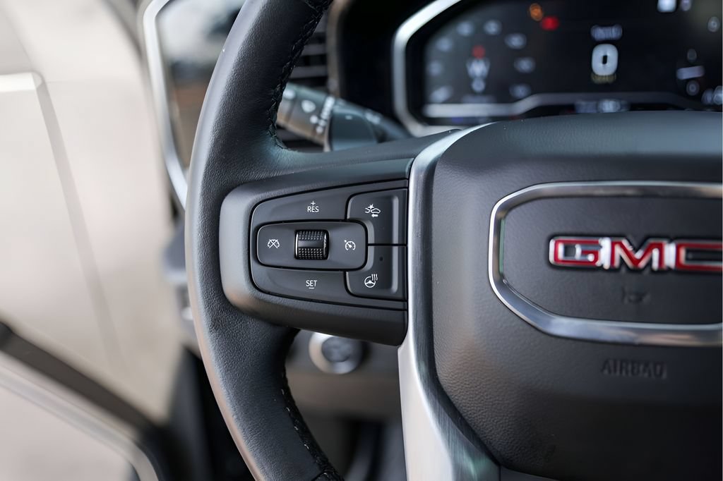Used 2023 GMC Sierra 1500 SLT w/ SLT Premium Package AWD/4WD image 17