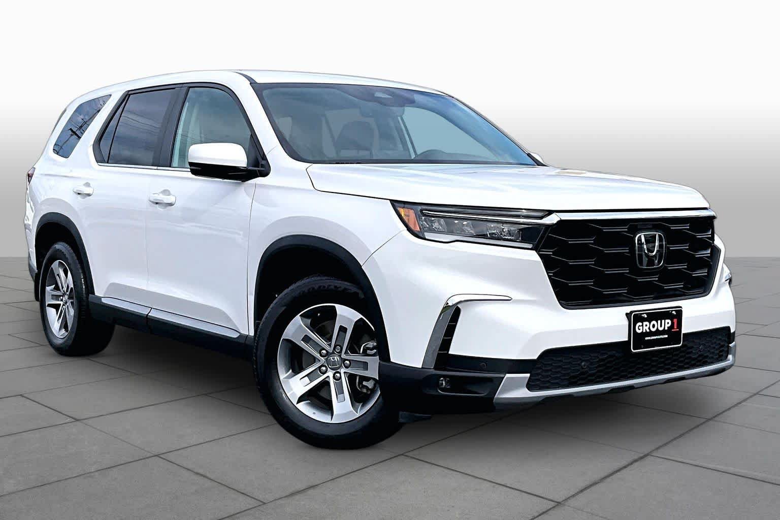 Used 2024 Honda Pilot EX-L image 3